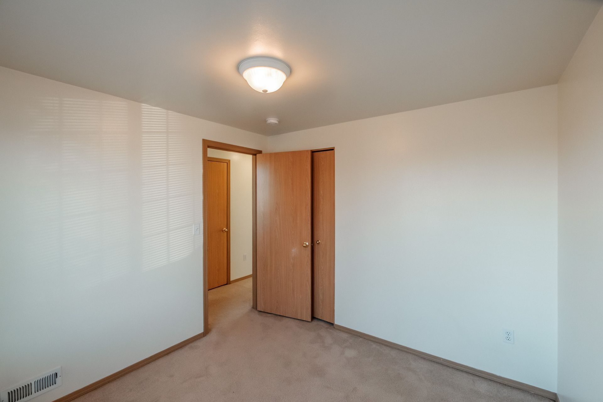 Mt. Vernon Town Homes – in Albany Oregon, two-bedroom two and ½ bathroom – bedroom – 1.