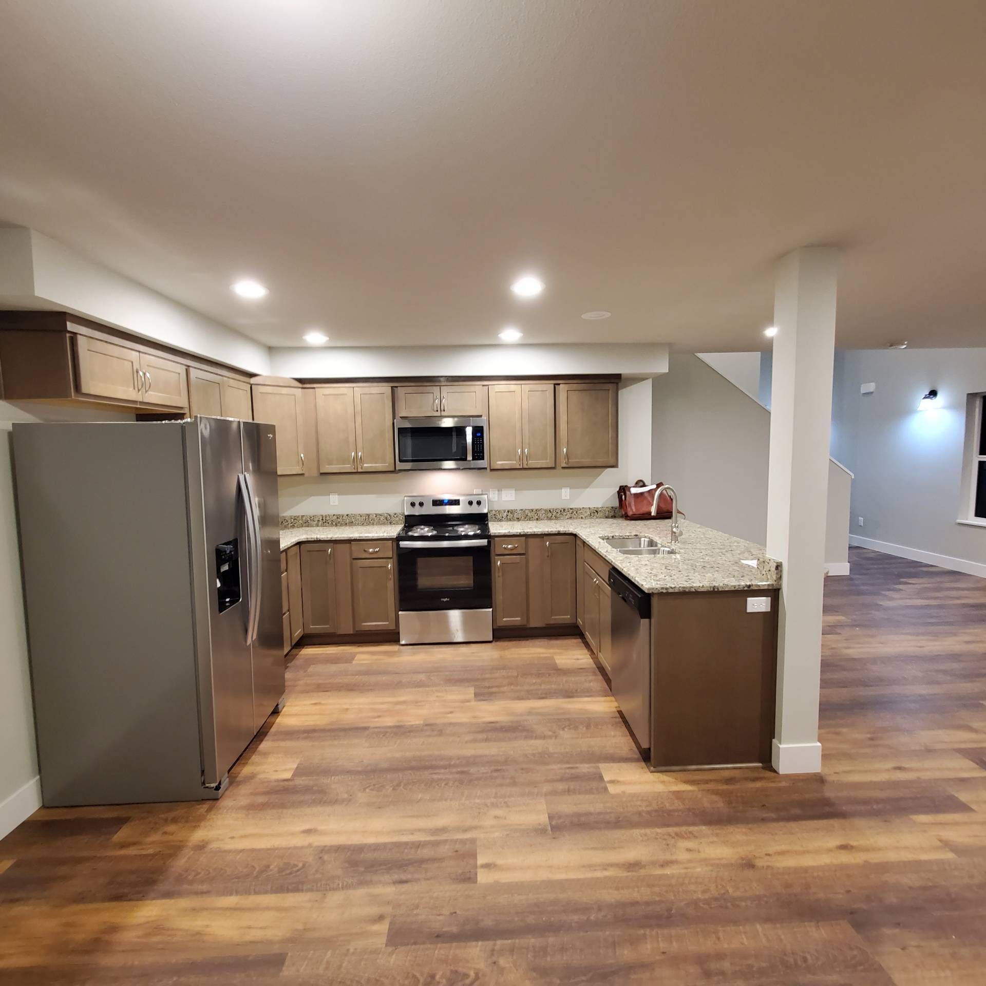 Rye Street Town Homes in Albany, OR. Two Bedroom, Two and 1/2 Bathroom – kitchen.