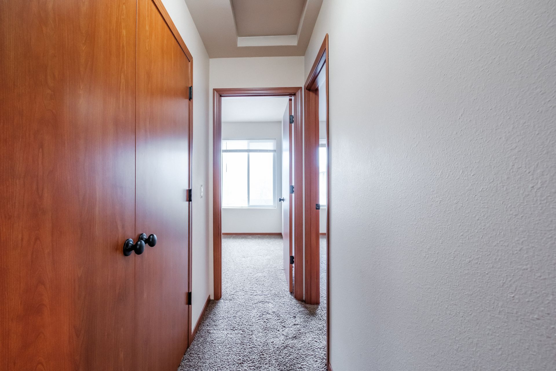 Aspen Place Apartments in Lebanon OR, near Western University of Health Sciences, two-bed two-bath – hallway.