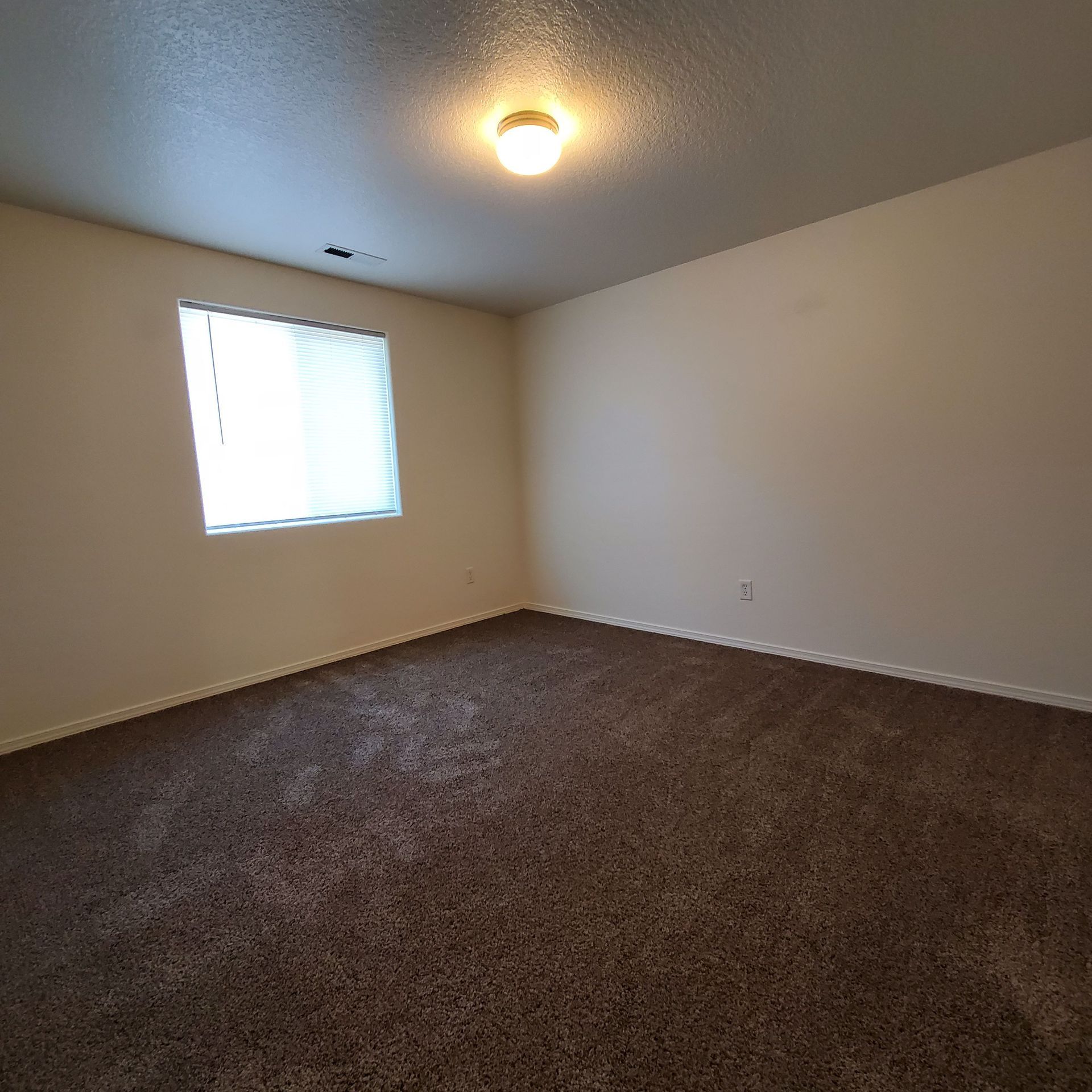 Meadowridge Townhomes in Monmouth Oregon, near Western Oregon University – Bedroom -1.