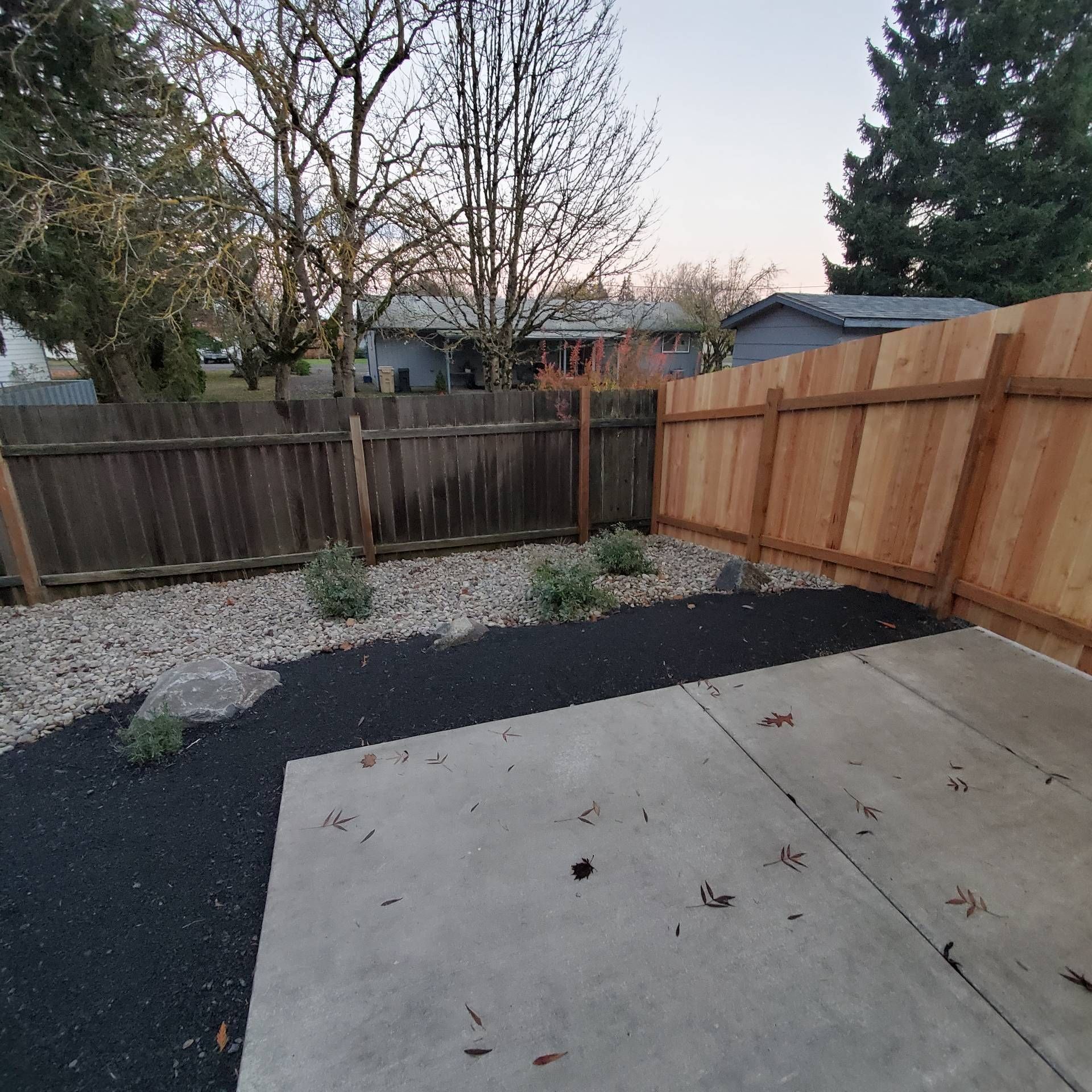 Rye Street Town Homes in Albany, OR. Two Bedroom, Two and 1/2 Bathroom – back yard.