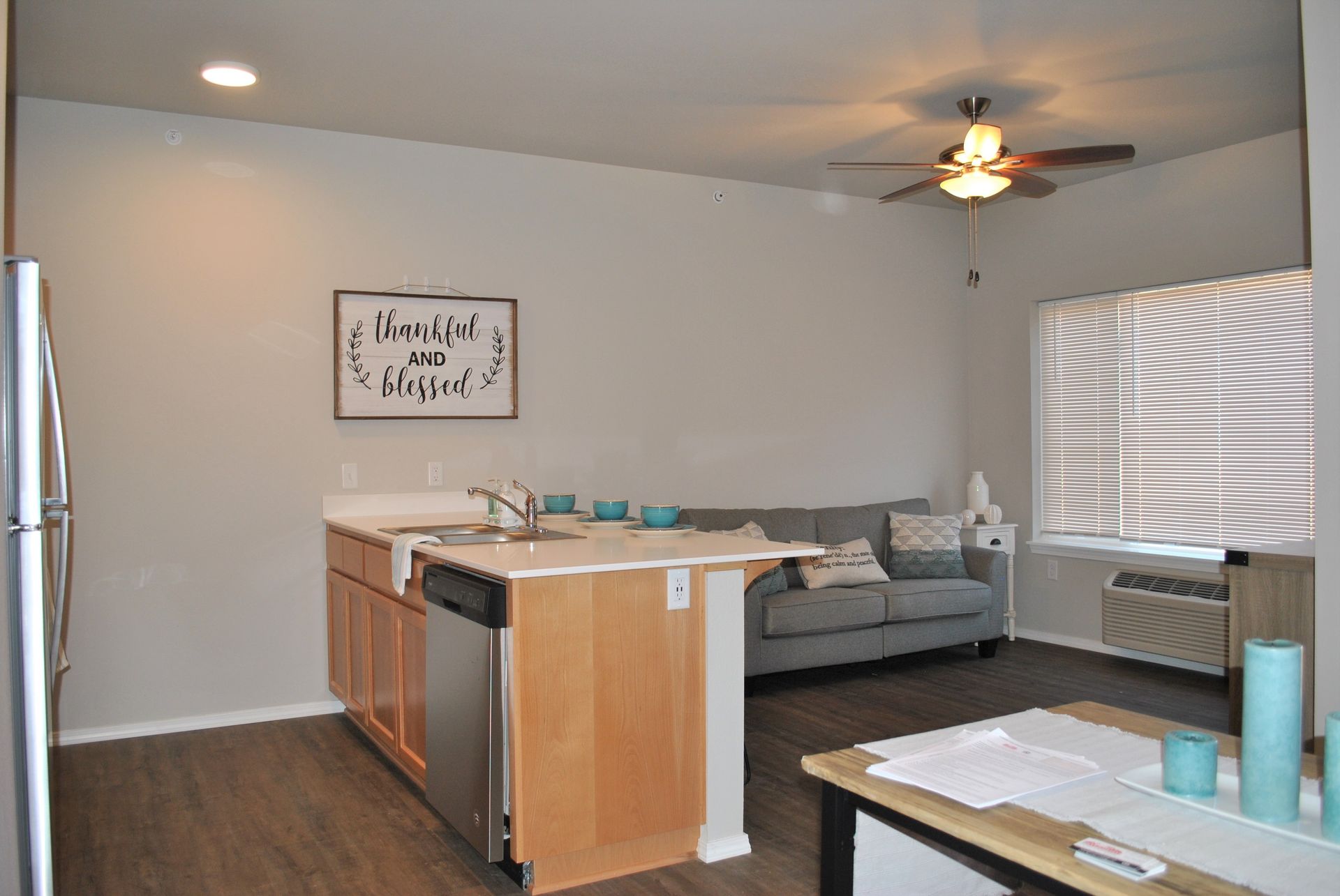 Pleasant View Apartments in Keizer Oregon, two-bedroom two-bathroom – kitchen and living room.