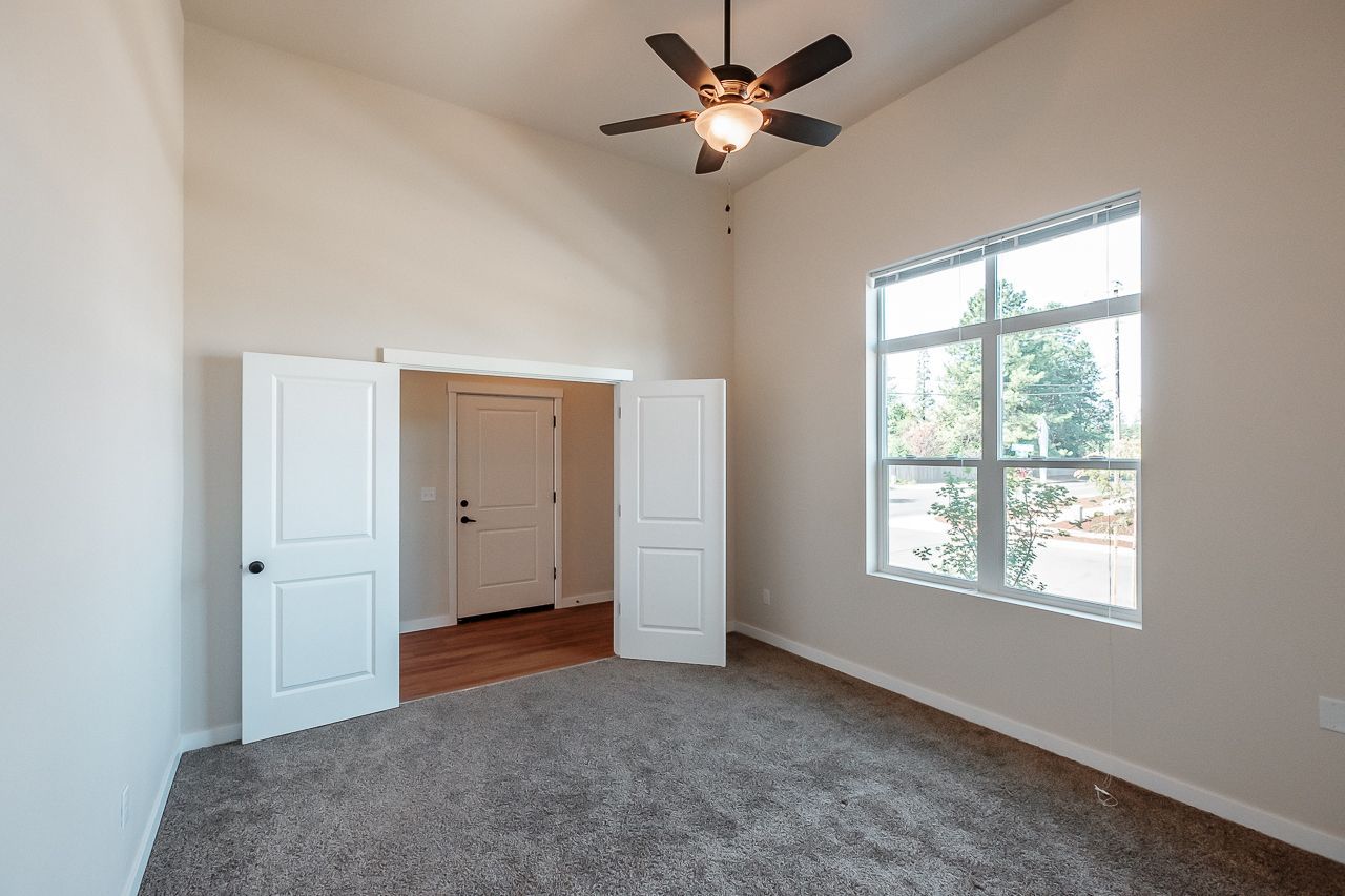 Goodnight Townhomes in Corvallis, OR, Near Oregon State University, four-bed, 2.5-bath – study.