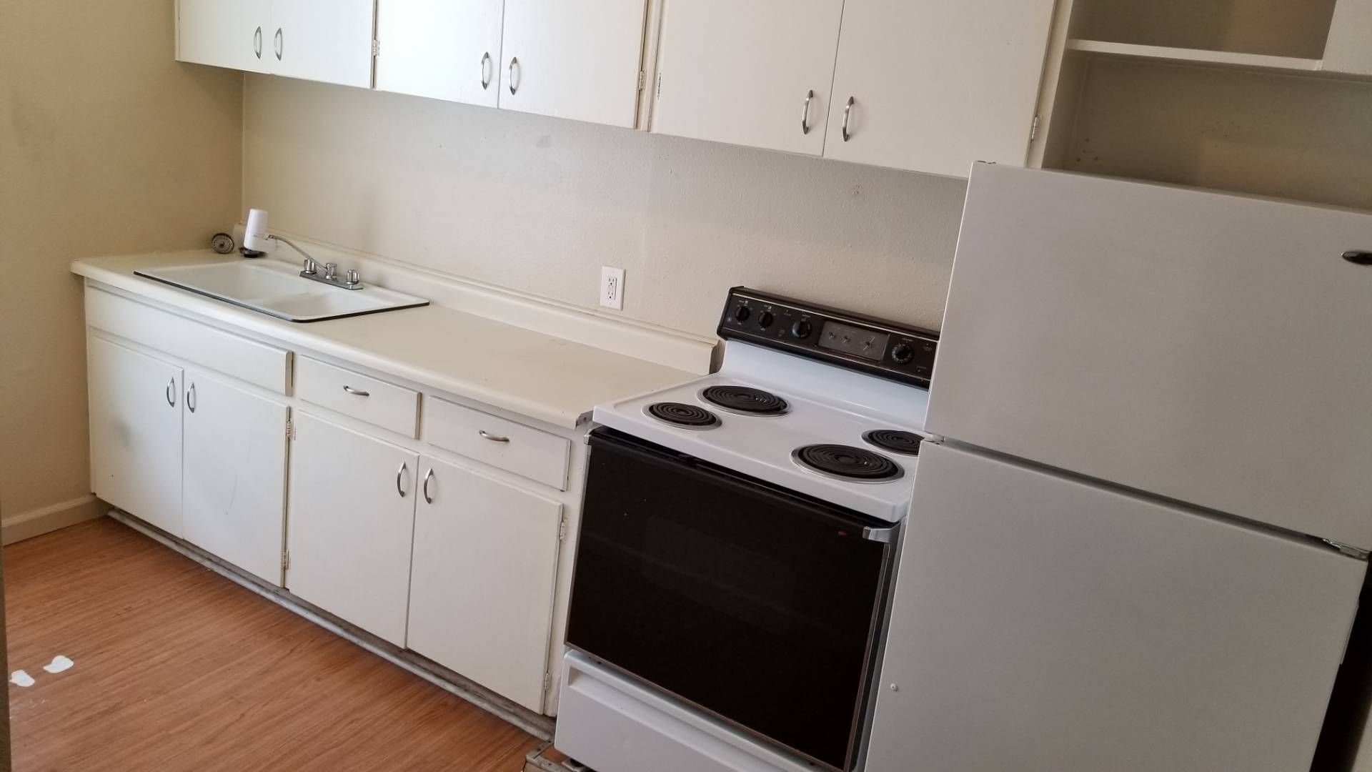 Armory Apartments in downtown Albany Oregon – various-apartment home sizes – kitchen -3.