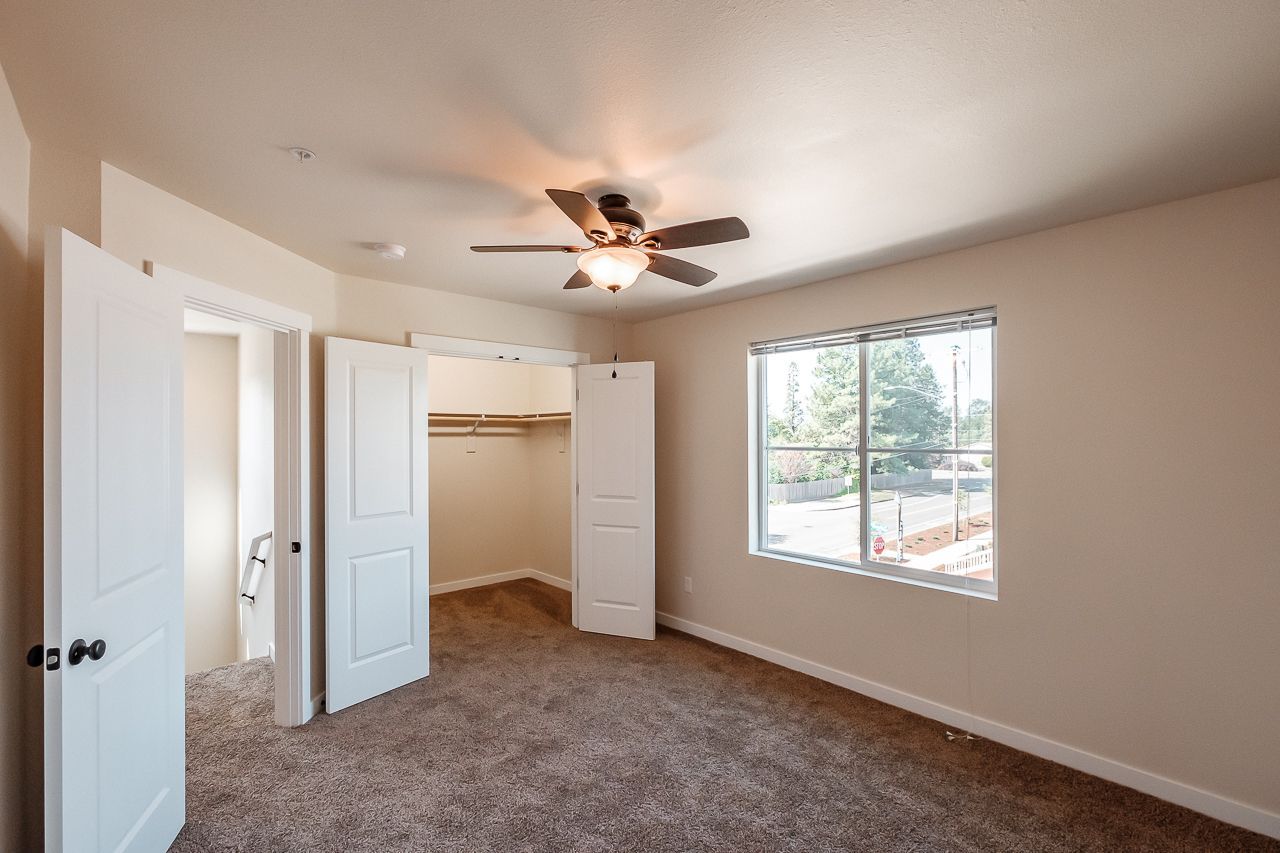 Goodnight Townhomes in Corvallis, OR, Near Oregon State University, four-bed, 2.5-bath – bedroom and closet -1.