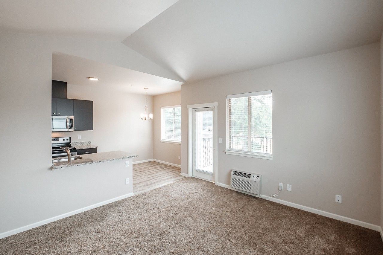 Hickory Hollow Apartments in North Albany OR, one-bedroom one-bathroom – living room, heater, air conditioning.