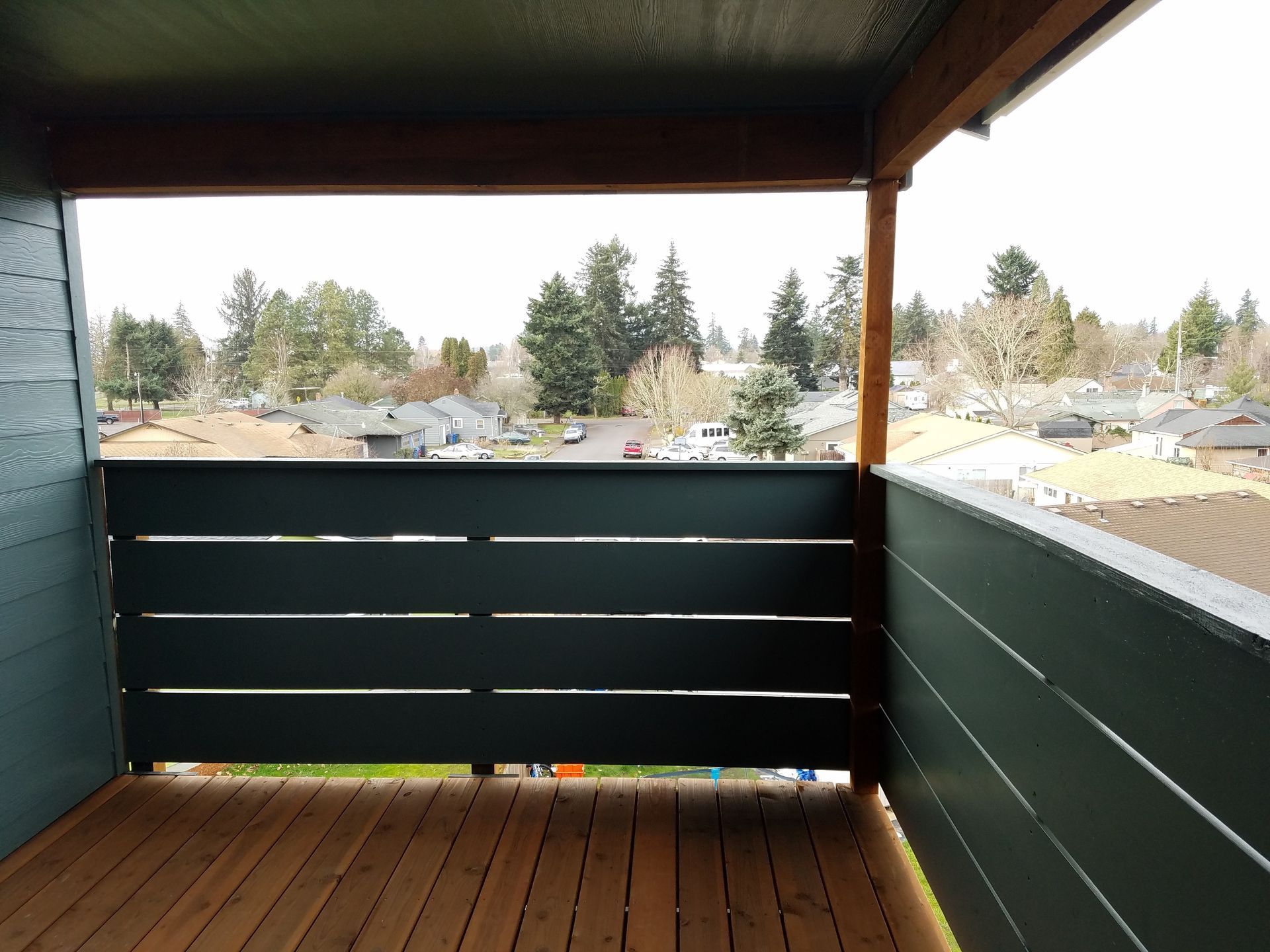 Pleasant View Apartments in Keizer Oregon, One-Bedroom one-bathroom – balcony.