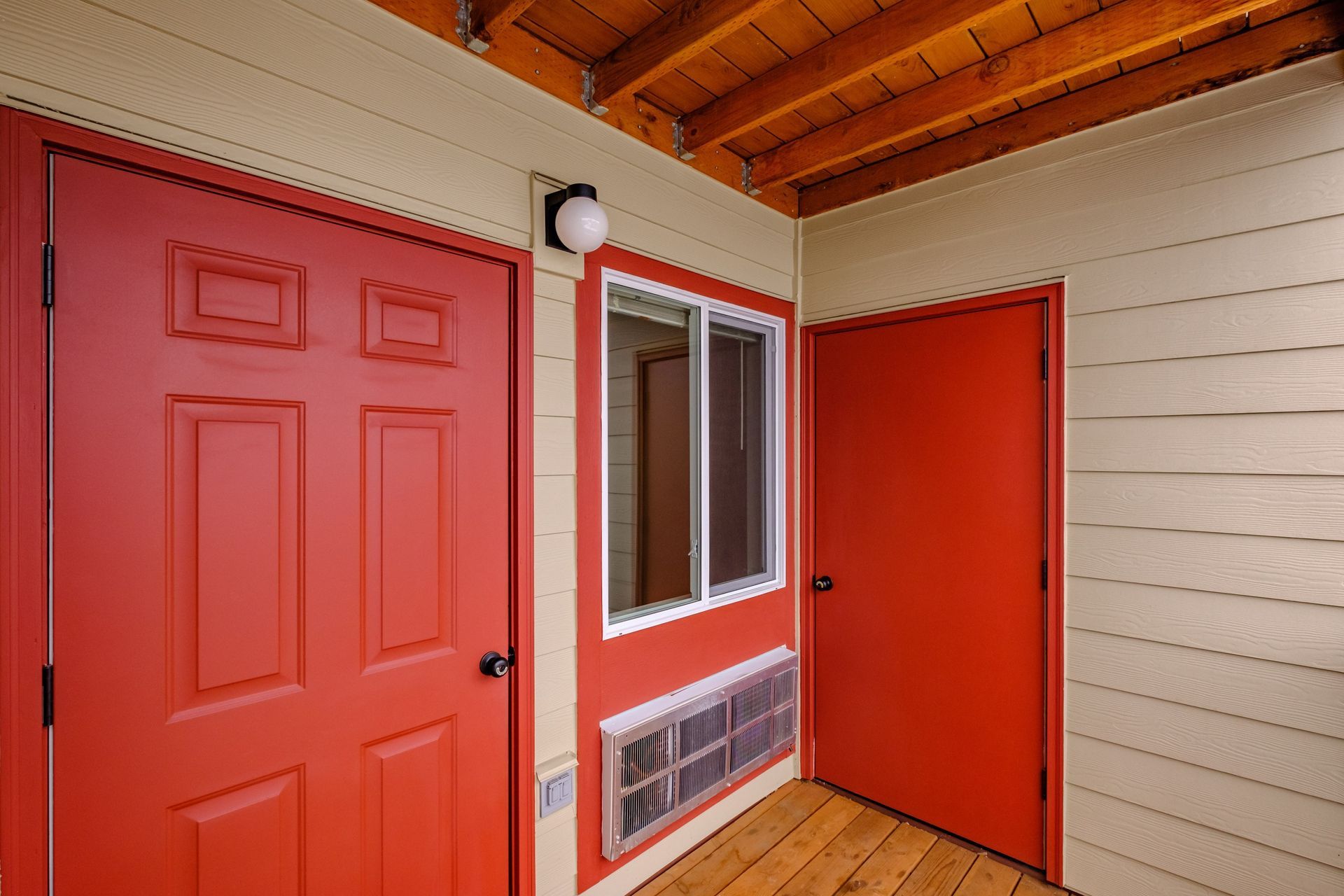 Aspen Place Apartments in Lebanon Oregon, near Western University of Health Sciences, one-bedroom one-bath – balcony.