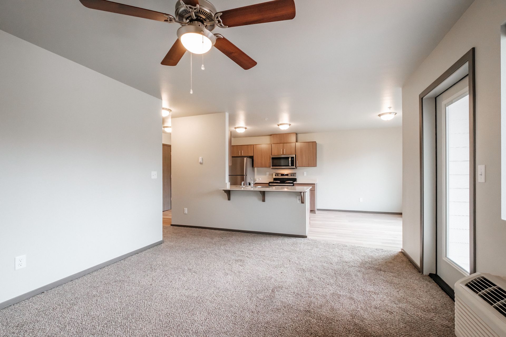 Jefferson Terrace Apartments in Jefferson Oregon – living room towards kitchen.