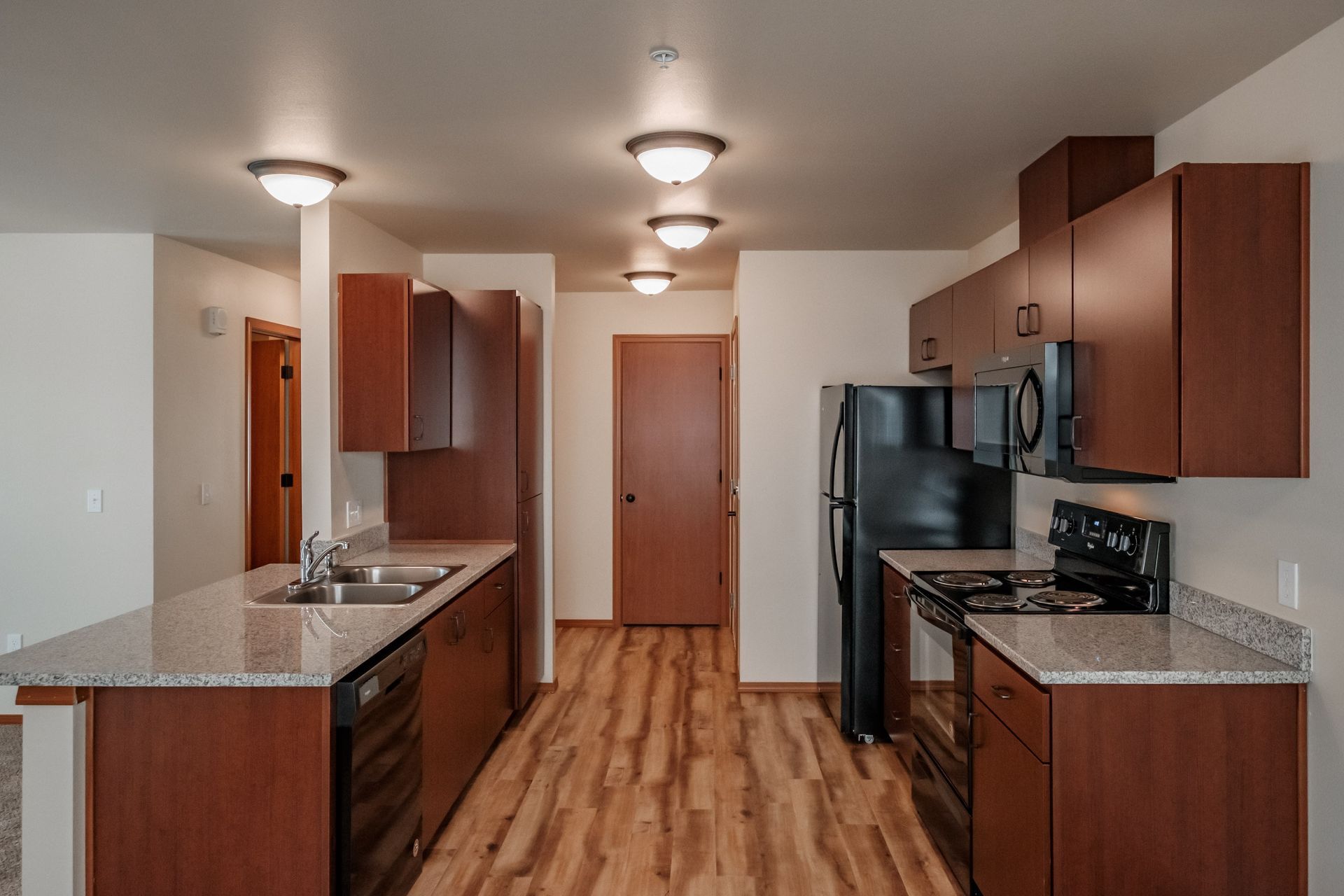 Oak Springs Apartments in Philomath Oregon, Near Oregon state University, two-bedroom two-bathroom – kitchen.