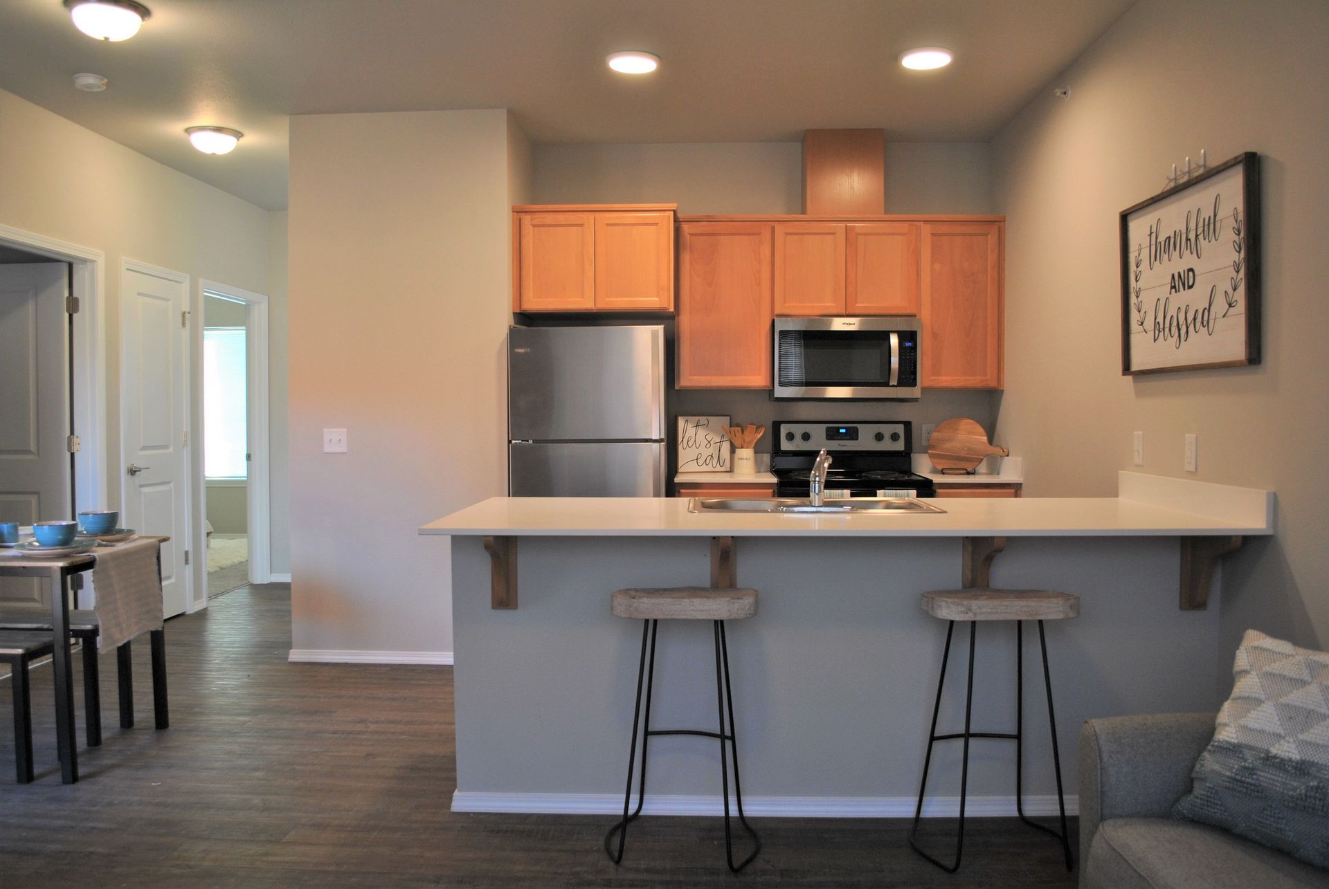 Pleasant View Apartments in Keizer Oregon, two-bedroom two-bathroom – kitchen.