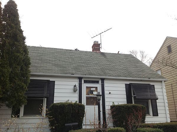 Roof Shingle Before Renovation — Willoughby, OH — Shiloh Painting & Home Services LLC