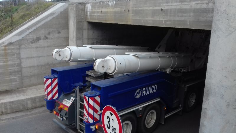 Autogrù trasporto eccezionale