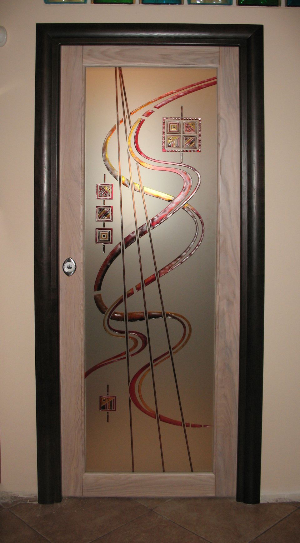 decorazione figurativa su vetro