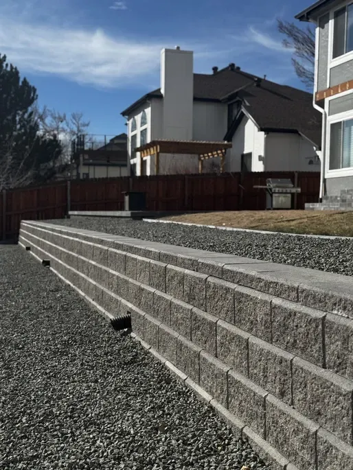 Retaining wall