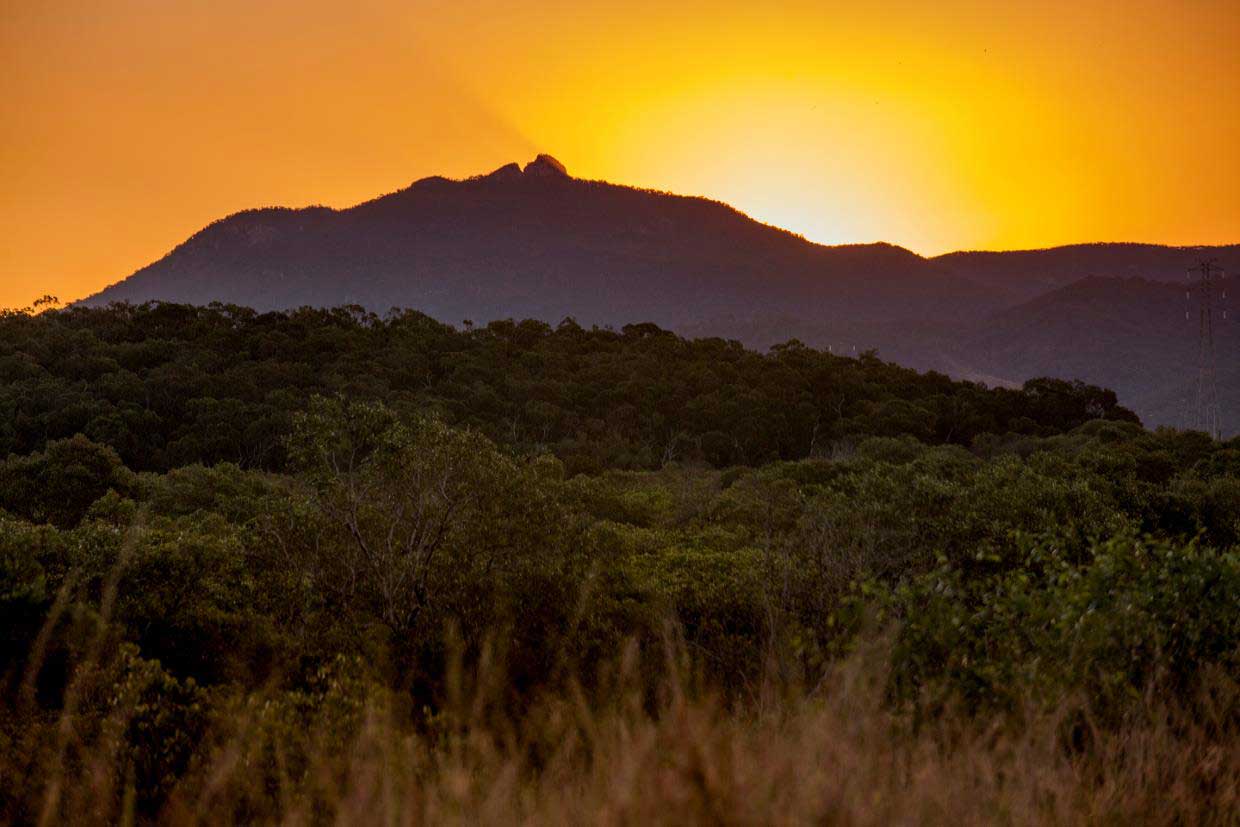 Central Highlands Location — Huntlys Heavy Equipment in Gracemere, QLD