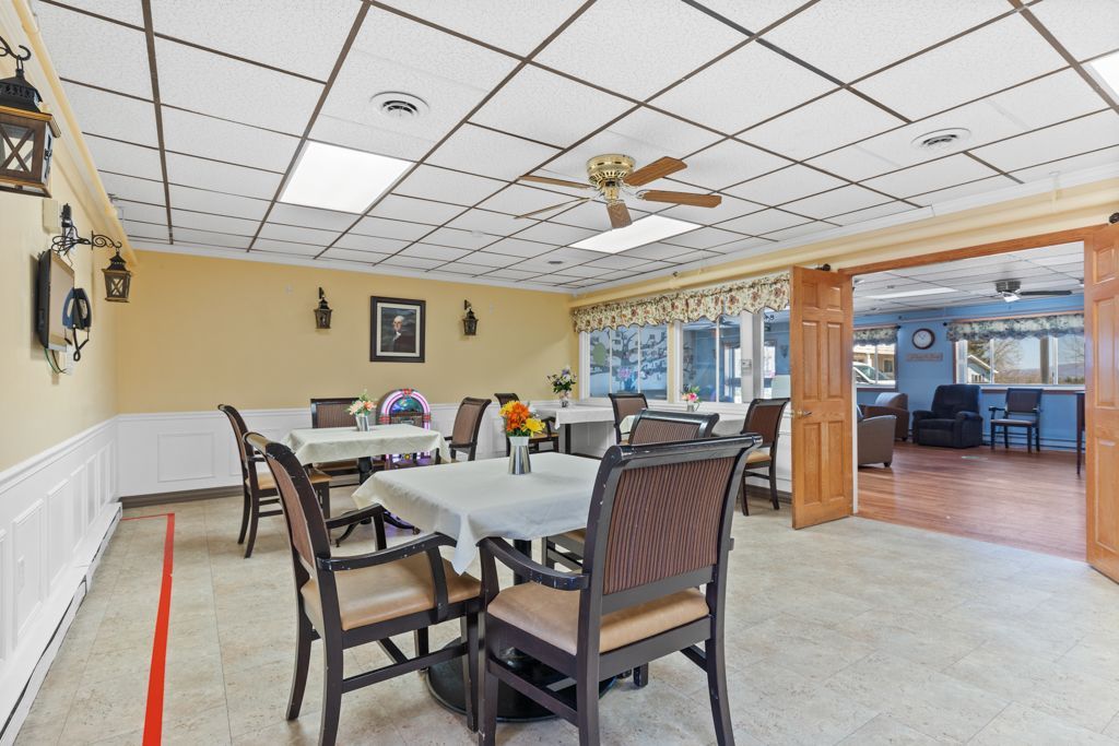 Dining Room at QLS Markleysburg