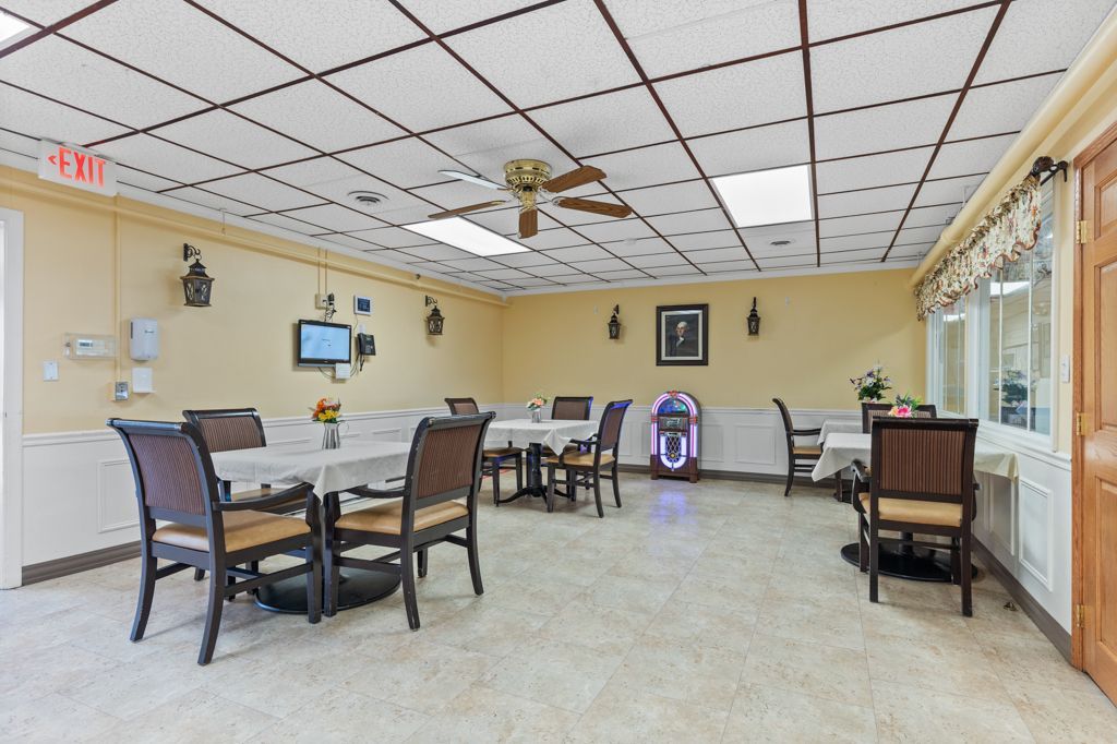 Dining Room at QLS Markleysburg