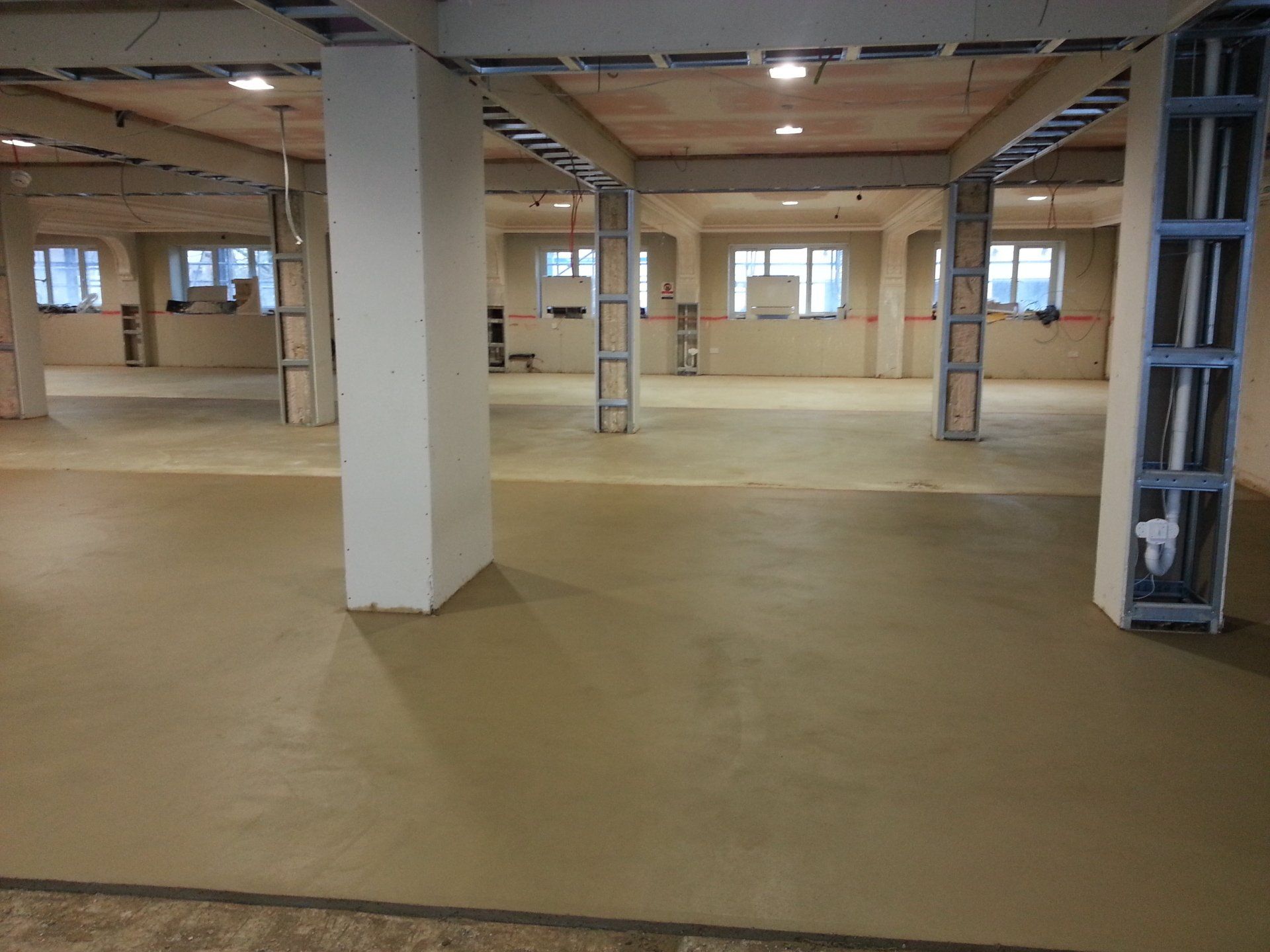 Polymer screed