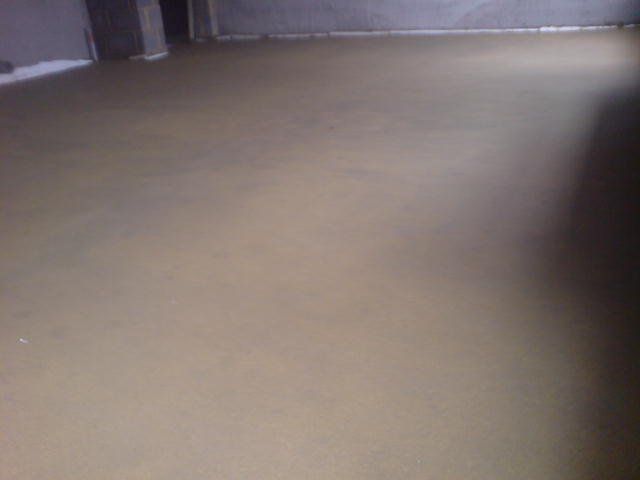 Fast drying screed