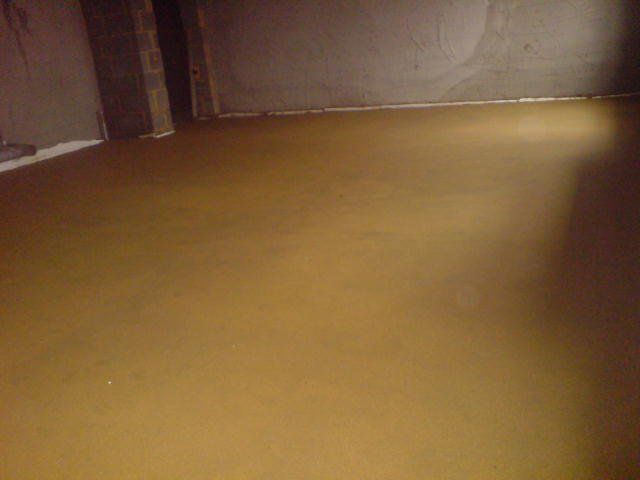 Fast drying screed