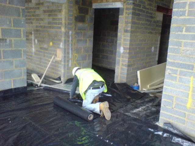 Fast drying screed