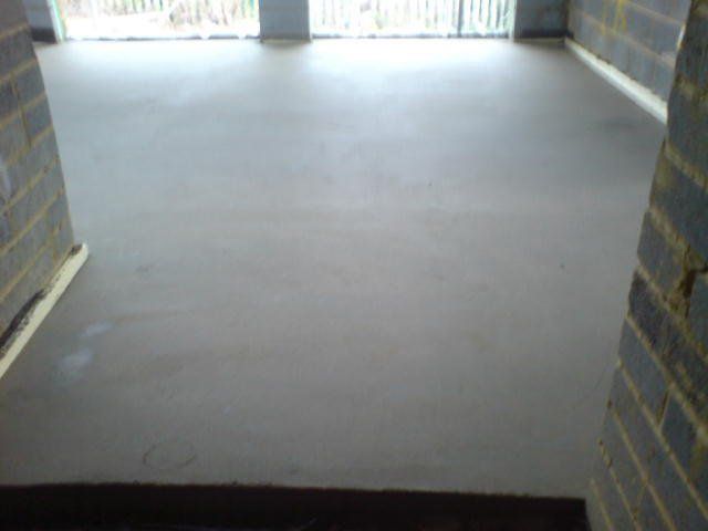 Fast drying screed