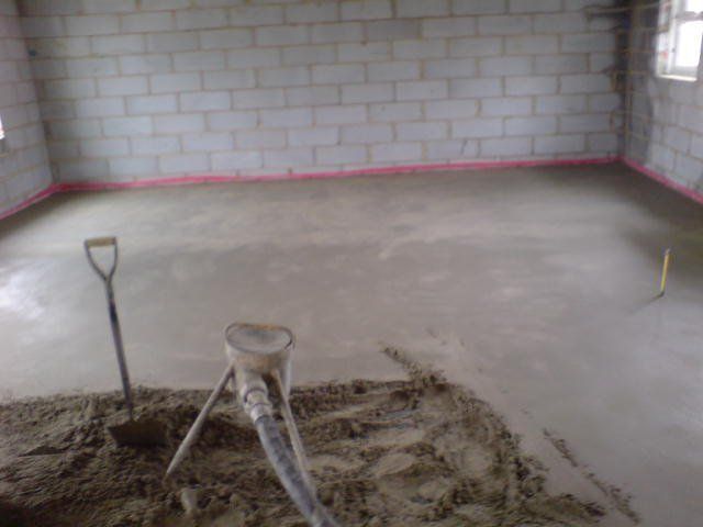 Fibre screed