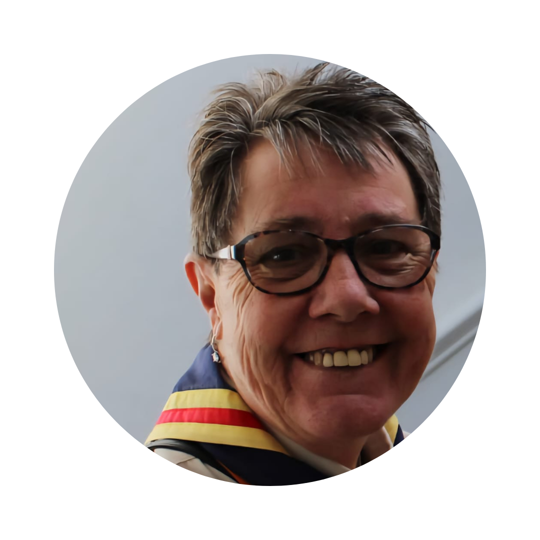 Sandra Donna, Adult Support