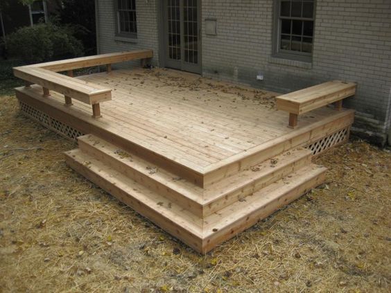 Outdoor deck