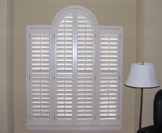 Arch With Side Shutters