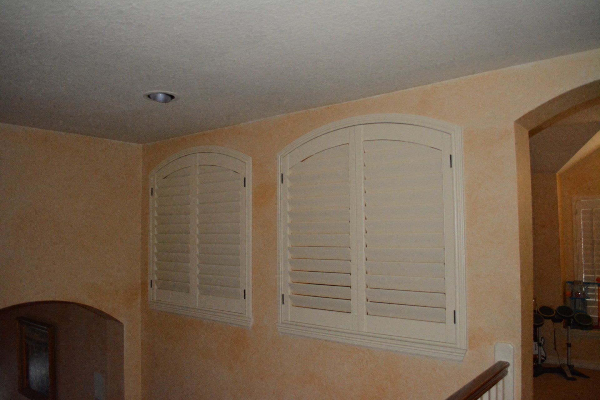 Clearview Eyebrow Shutter