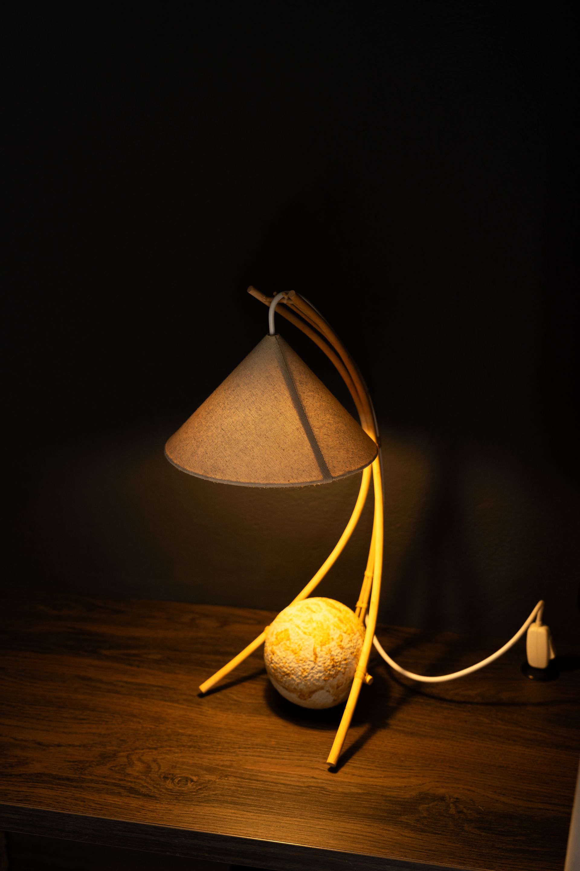 Iluminación cálida en hotelería boutique | Sui Medellín