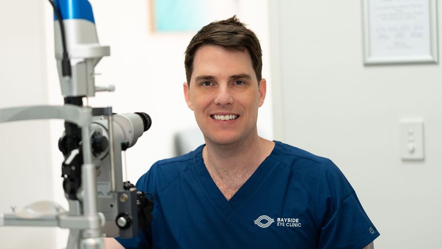 Bayside Eye Surgeon, Brisbane Australia Dr Moloney