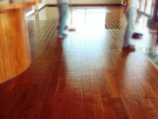 BAJA PISOS INDUSTRIALES