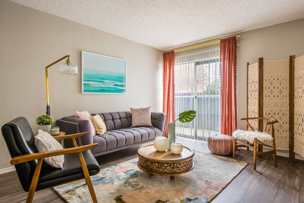 West Wind Apartments Living Room