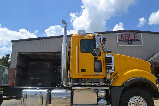 Yellow Truck — Auto Repair in Baton Rouge, LA