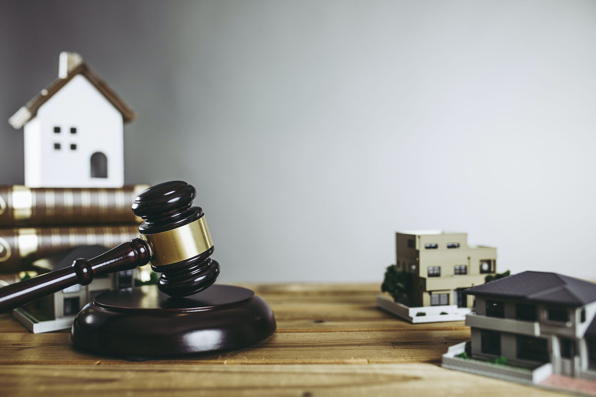 avvocato - servizio per proprietà immobiliare