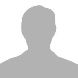 Une silhouette grise d'une tête d'homme sur fond blanc.