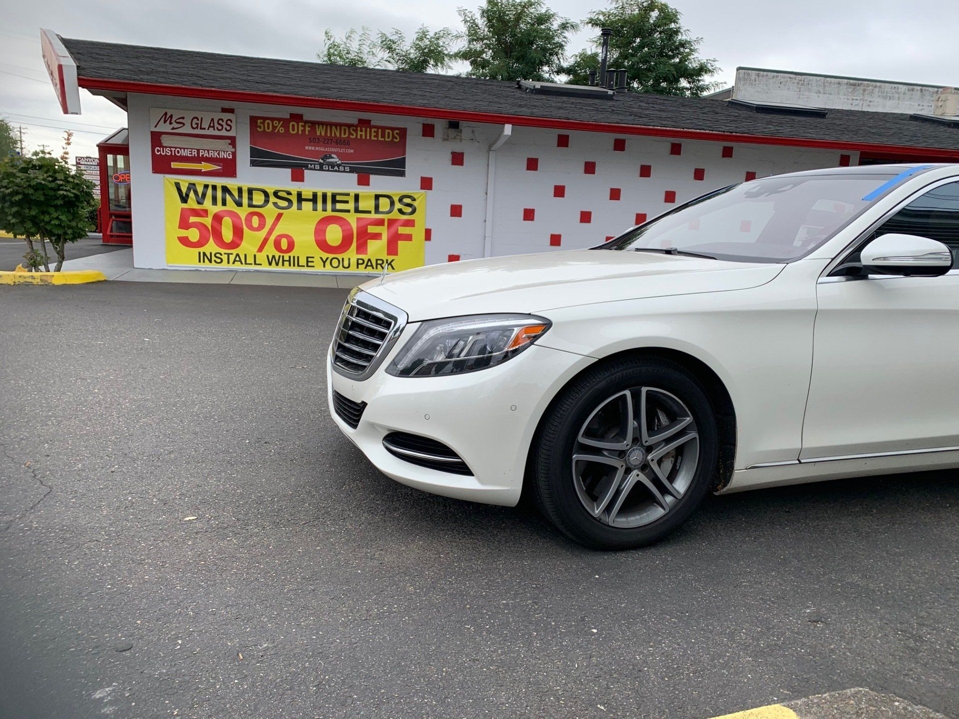 Mercedes - windshield replacement