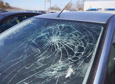 Commercial Glass — Car Windshield with Crack in Seattle, WA