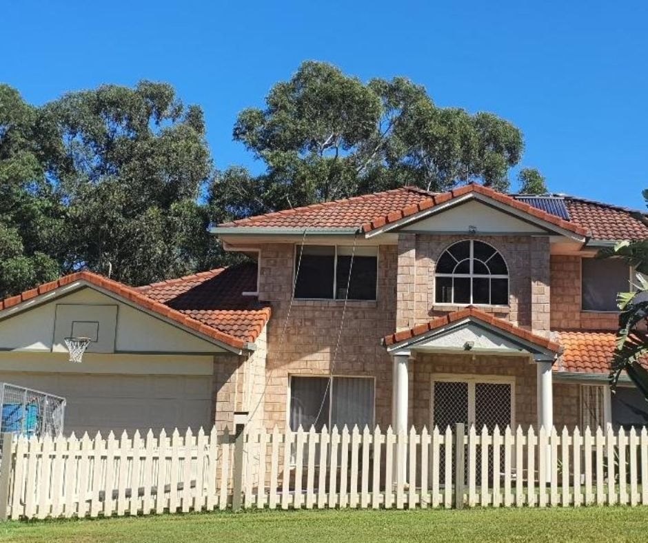 painting roof tiles