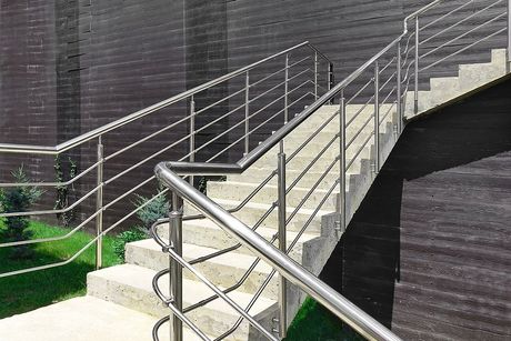 horizontal stainless steel stair railings