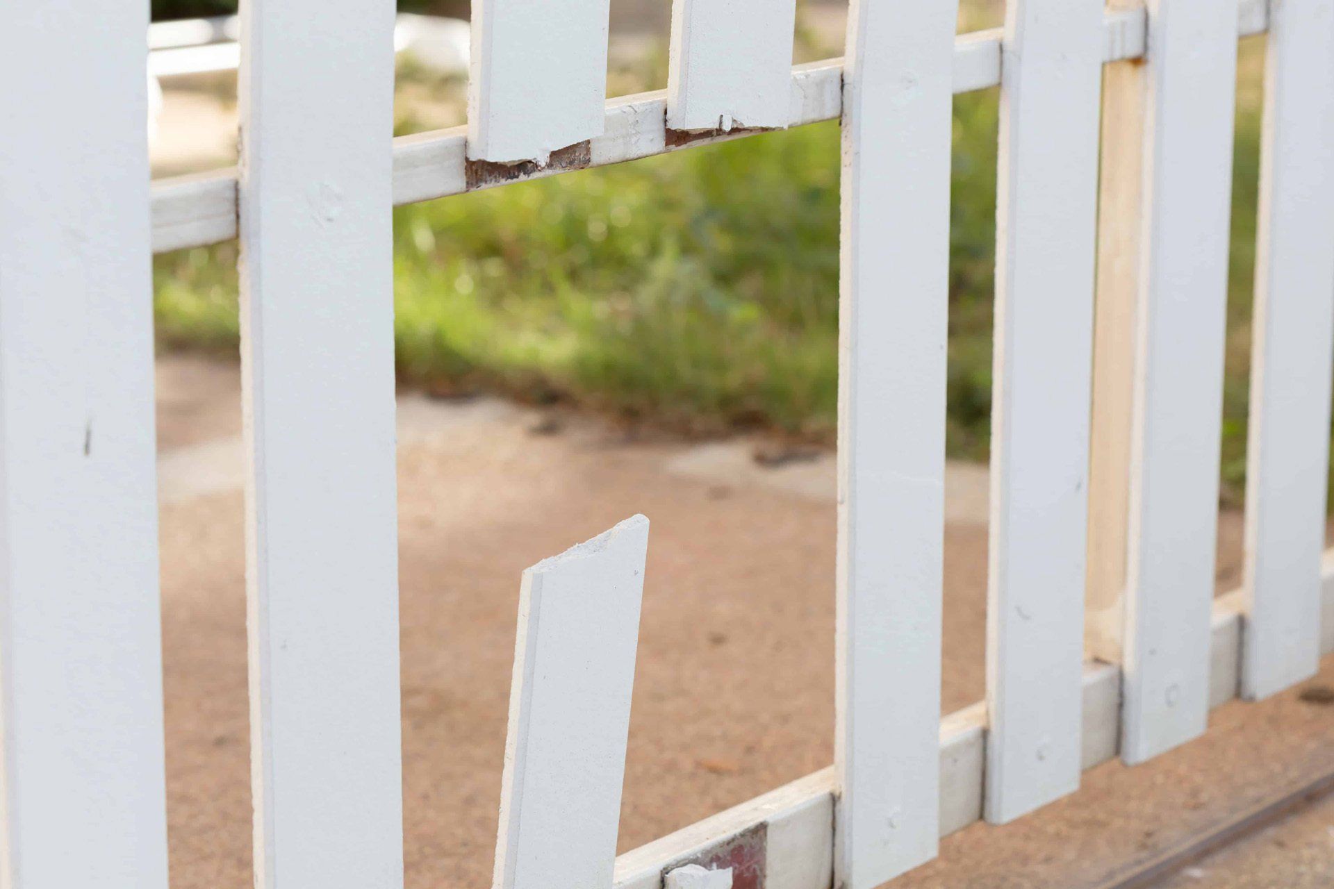 Wood fence repairs Westchester