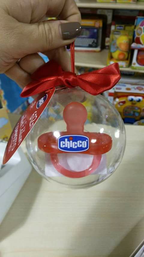 confezione regalo con ciuccio