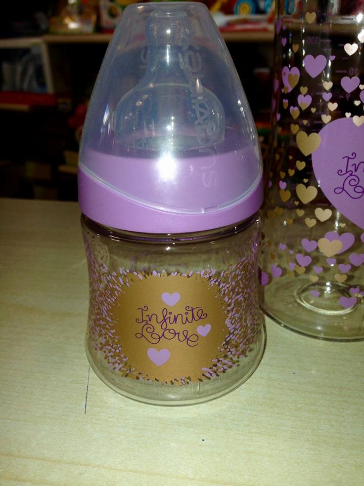 biberon con tappo rosa