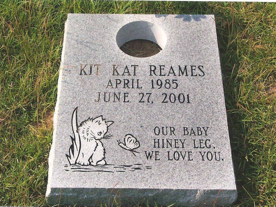 Pet Kat Reames's Grave — Columbus, GA — Columbus Monument Company