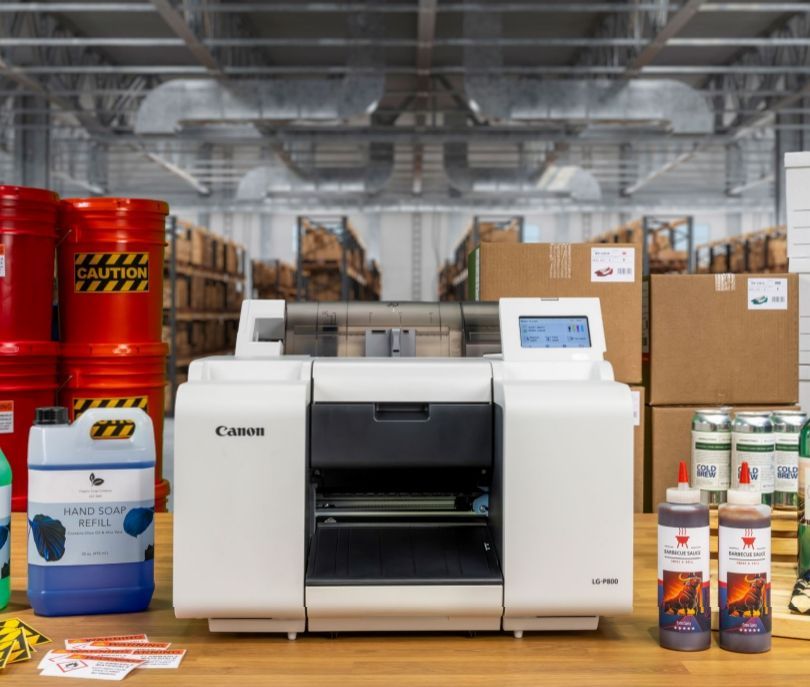 Canon prezintă noua imprimantă de etichete full color Canon LG-P800