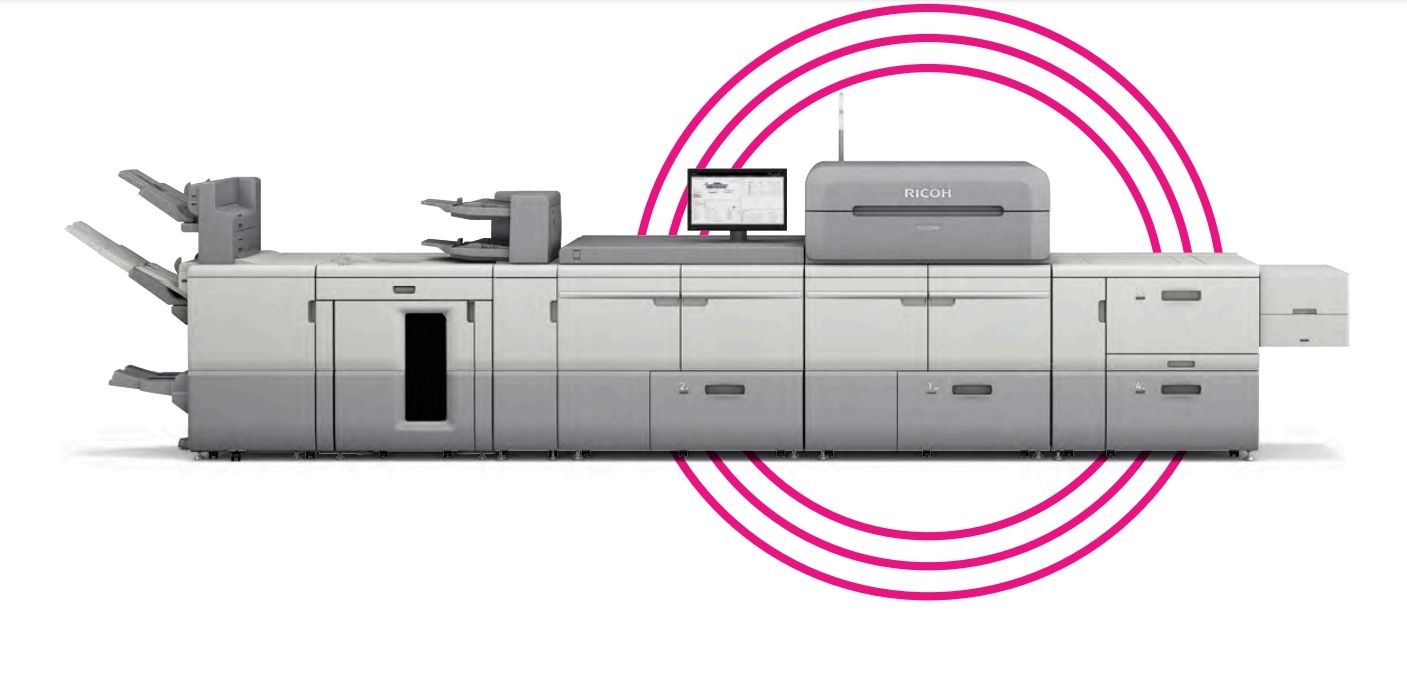 Imprimare digitală versatilă cu Ricoh Pro C9500, suportă până la 800 de microni grosime hârtie