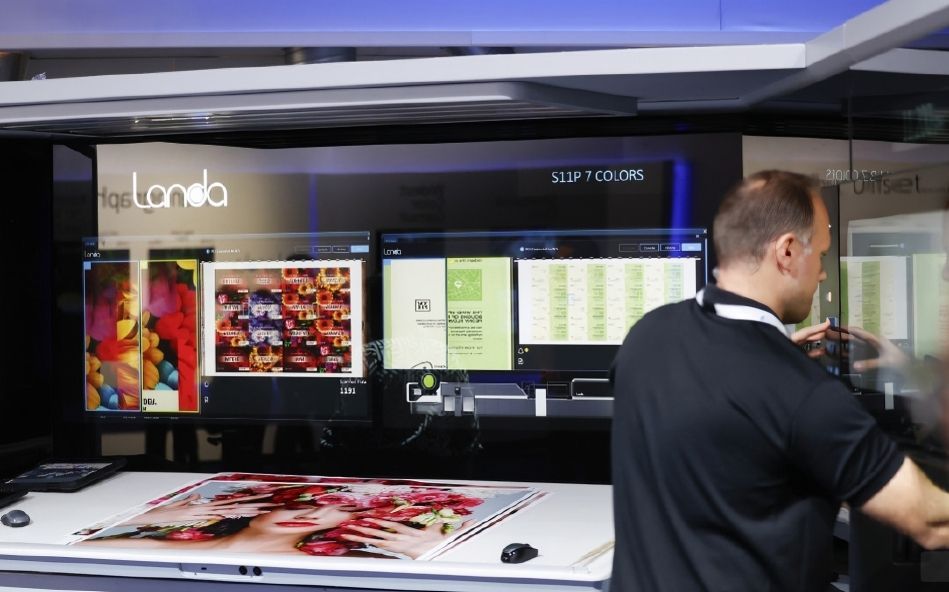 Nanography Landa:Revoluția Imprimării Digitale în 2026  Tehnologie, Avantaje și Provocări 